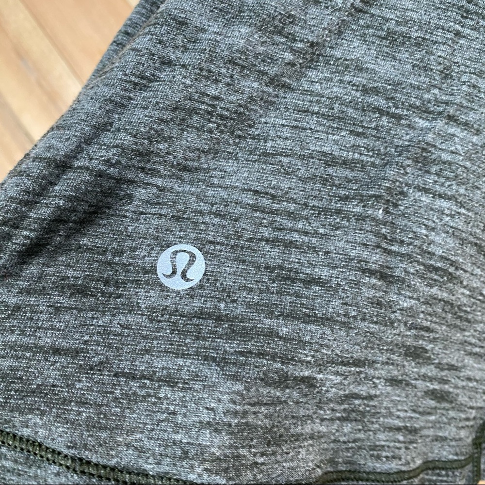 Lululemon Tank - Picture 4 of 5